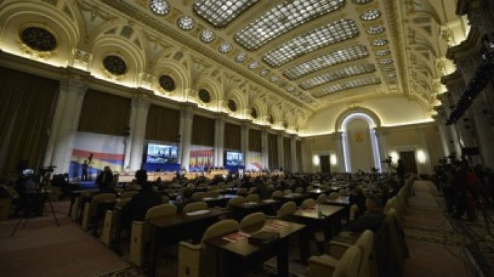 Parlamentul se reuneşte în sesiune extraordinară din 21 ianuarie, inclusiv pentru buget